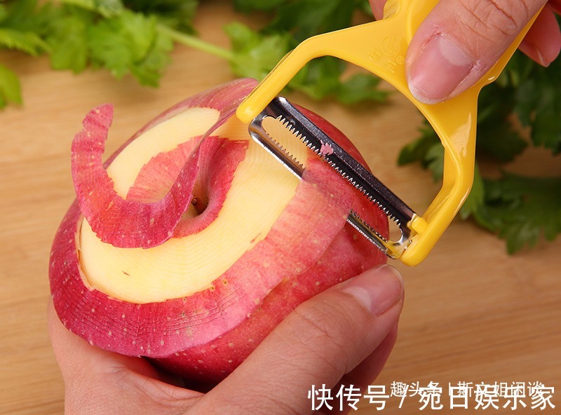 维生素c|常吃苹果的人一定要注意!现在知道还不晚,别等中招了才后悔!