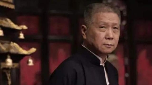 马未都:溥仪妹妹街边摆摊,我拿出一官窑瓷器,她连正眼都没看