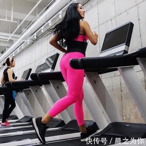 延缓|39岁的健身教练,宛如少女一般,用汗水来延缓衰老,保持着身材