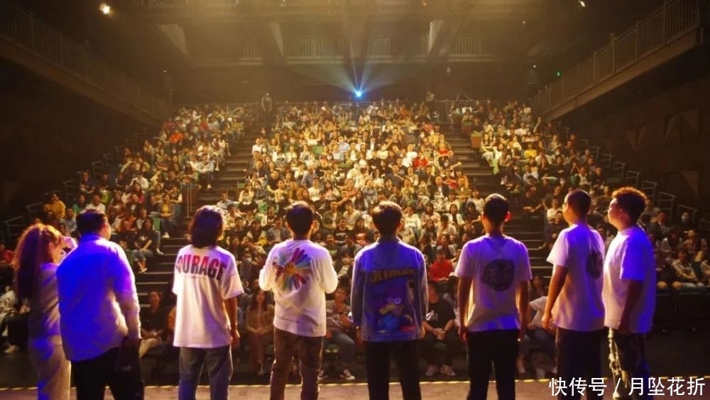 果核剧场|这个周末,来嘉会坊!用一场大笑,和2020挥手告别!