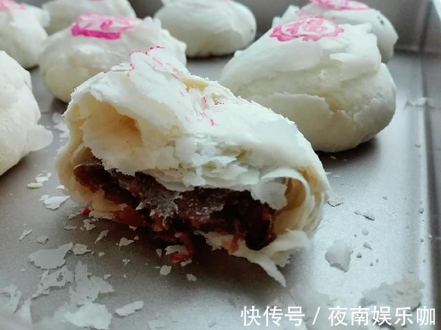 玫瑰|爱吃酥点快收藏,手一碰就掉渣,层次分明,放几天都酥香,别错过