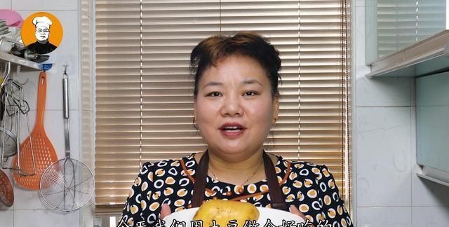 最近很火的土豆丝做法,饭店一份38,在家不到8元,好吃又好看