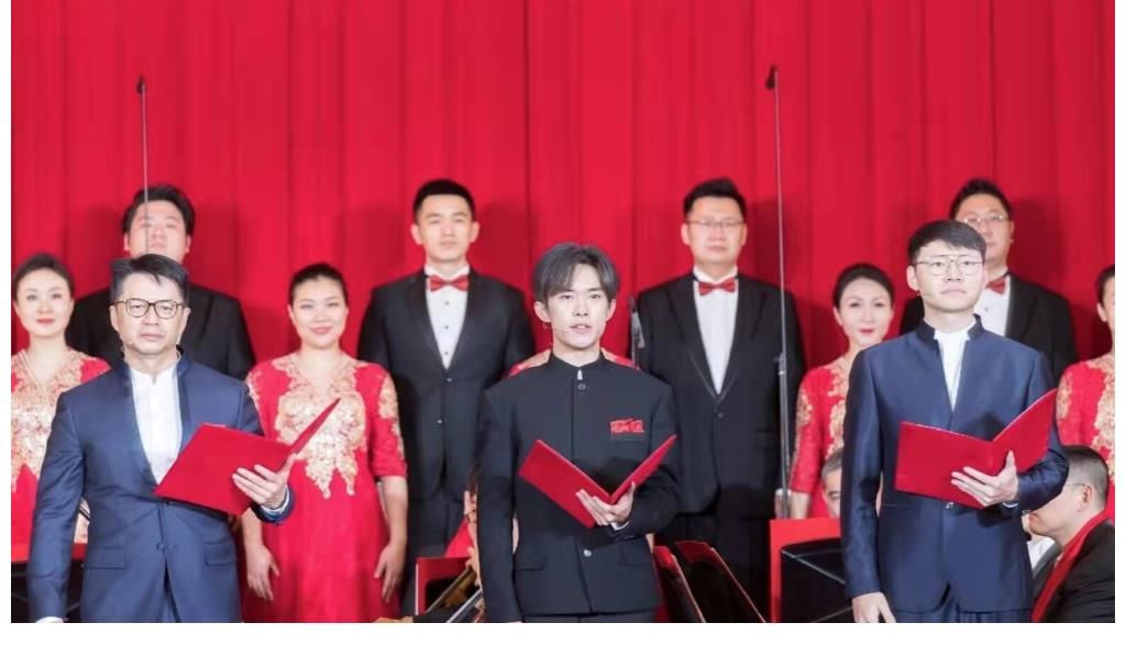 跨年晚会收视率出炉,湖南卫视仅排第二,他却在《新闻联播》跨年