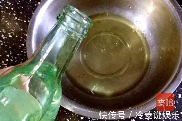 3个鸡蛋,一袋牛奶,蒸一蒸,做香喷喷蛋糕,家里有孩子不要错过