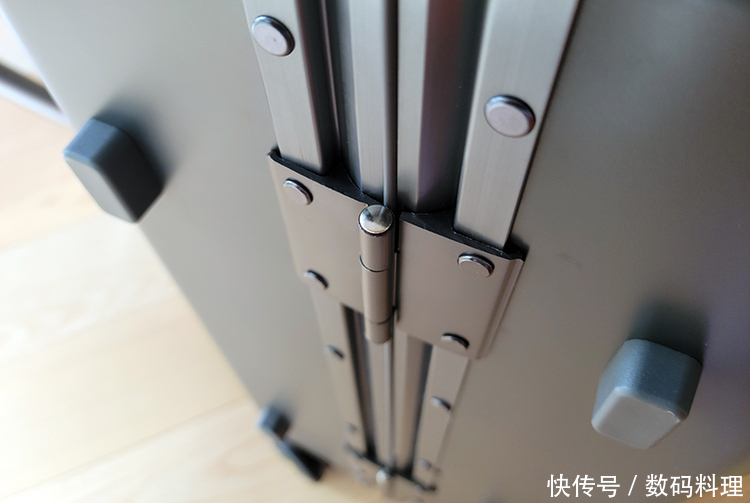 出行|出行好伴侣,够强够安心,地平线8号POWER系列登机箱测评报告