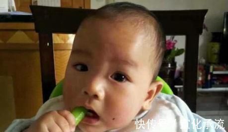 宠物|8岁男童生命垂危,胃里抽出一斤脓液,这些食物还敢给孩子吃吗