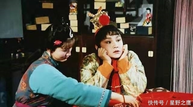 护花使者!晴雯被撵的生死关头,贾宝玉为何袖手旁观,并狠心称:就当她死了