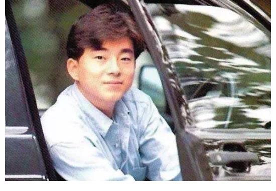 57歲的呂方戰(zhàn)內(nèi)地綜藝 自稱宅男小胖 聲音依舊 但胖得走樣了