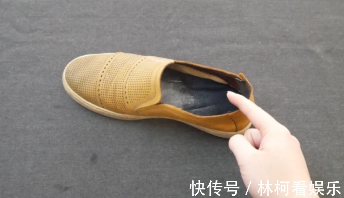 鞋子实在太臭了！教你绝招，鞋臭味立马消失，鞋子臭的赶紧快试试