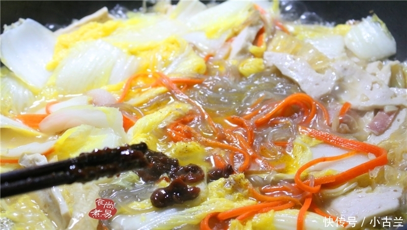 猪皮|午餐有这菜,连米饭都省了,食材丰富一锅烩,美味营养少洗碗