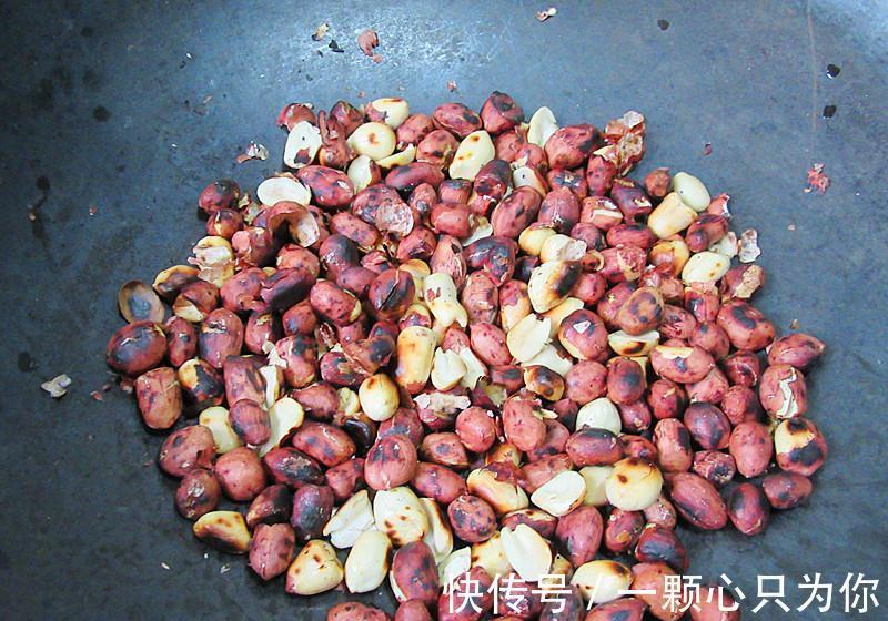 朴实无华的一道凉菜!凉拌面皮!这个味才够爽