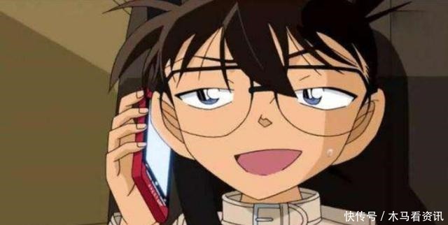 柯南才是真正的手机收藏者,仅仅一年级的他居然拥有6个手机