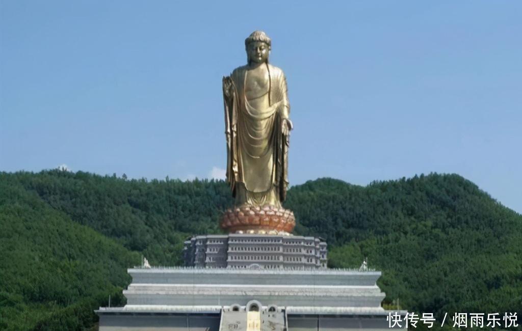 全球最高佛像，耗时12年共用黄金215斤，光一只脚就有3米高
