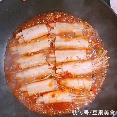 #清香麻爽秒入魂#金针菇豆皮卷,鲜香麻爽,好吃的没得说