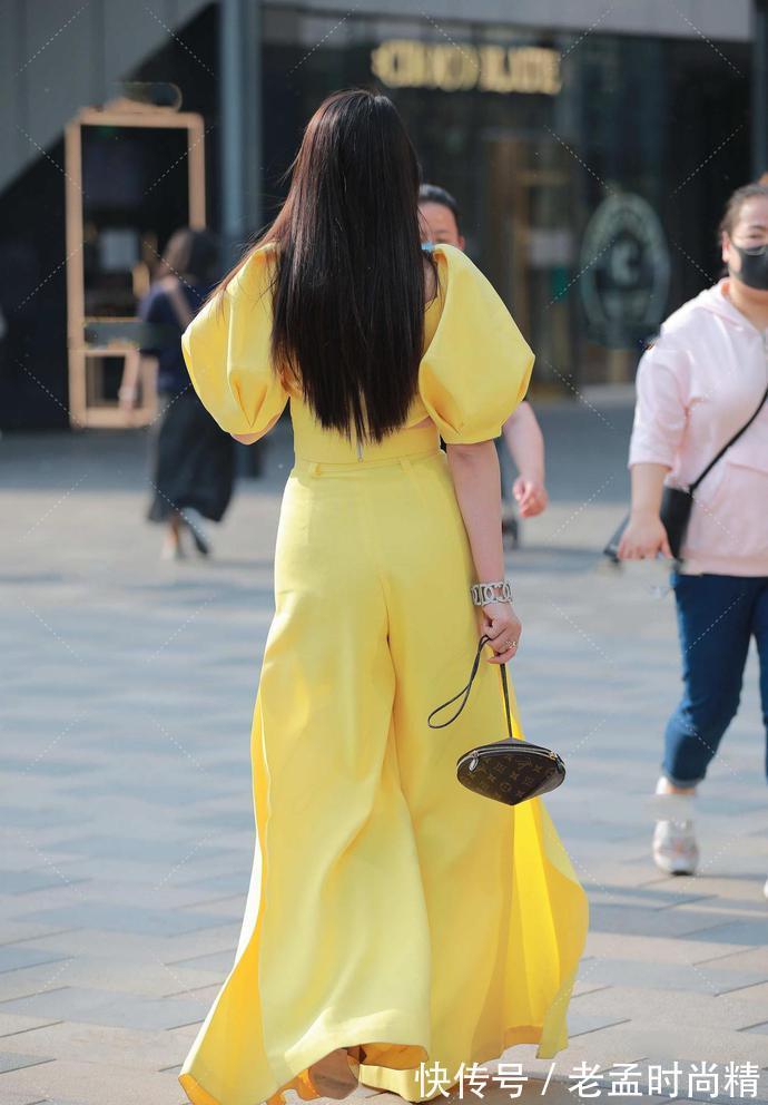 拜拜肉 黄色裤裙,温暖明亮,更显肤白,你能hold住吗?