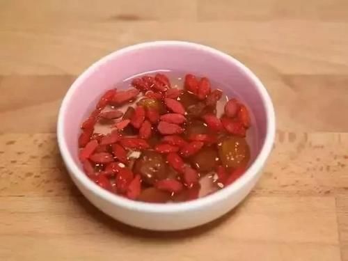猪肉|常吃这道菜,皮肤像鸡蛋一样光滑白皙!连面膜都省了