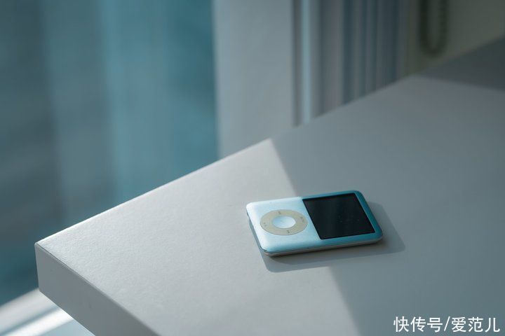 iPhone 4、iPod Classic 居然「复活」了？