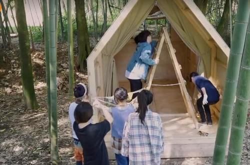 张艺兴|《向往的生活5》：黄渤到访蘑菇屋，不为男人帮而来，黄磊吃醋了