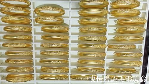黄金手镯 女人都喜欢的珠宝首饰,黄金手镯,多少钱一个?