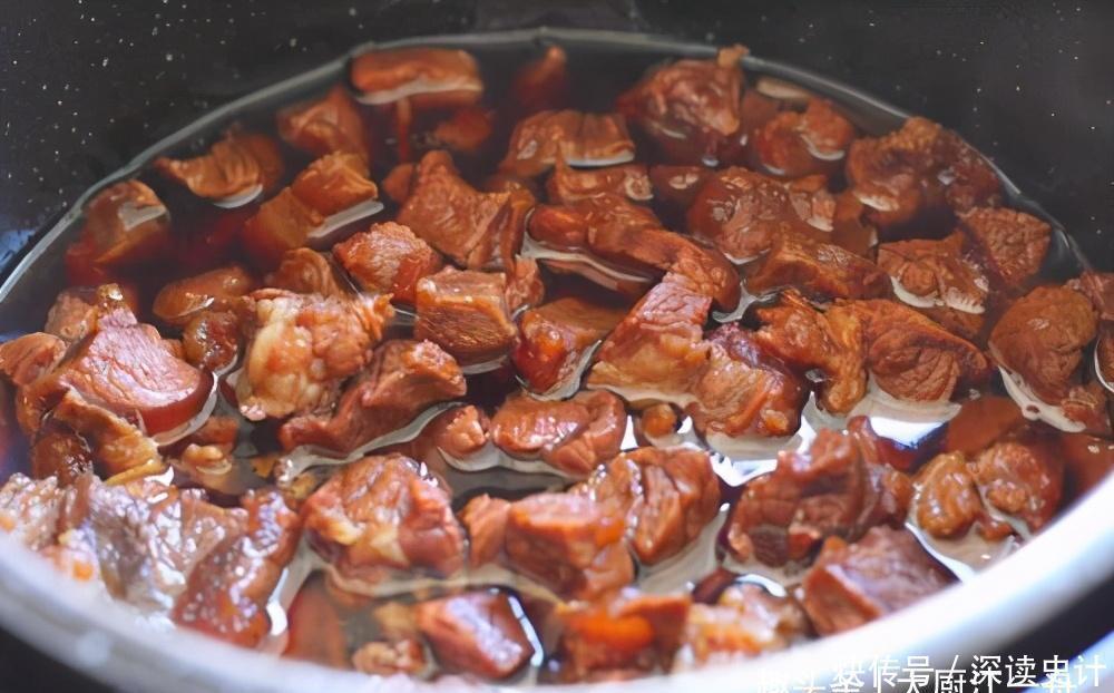 炖的牛肉发柴嚼不动?大教你这三个诀窍,牛肉入口即化,你不学吗