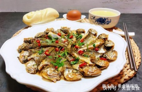 几道家常下饭菜,看着就有食欲,大人小孩都吃的满足