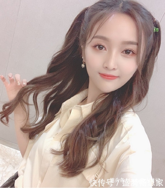 脸蛋 所谓的高级发型都很显老!大明星还有脸蛋撑着,你整上就丑哭了