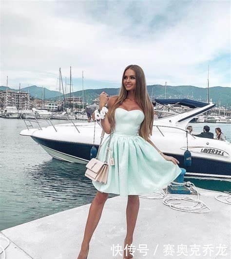 节食者|英国健美模特,腰肢纤细性感俏丽,很多人羡慕,她的饮食很有规律