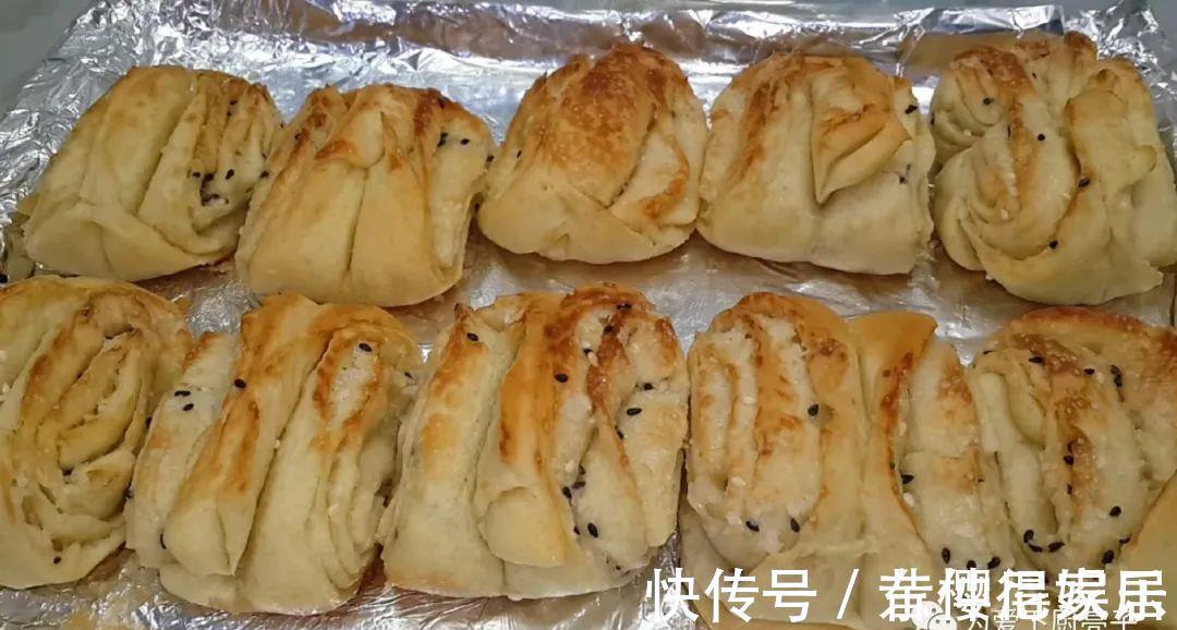自制千层烤花卷做法,两手一捏,吃着比大鱼大肉还香,上桌全吃光