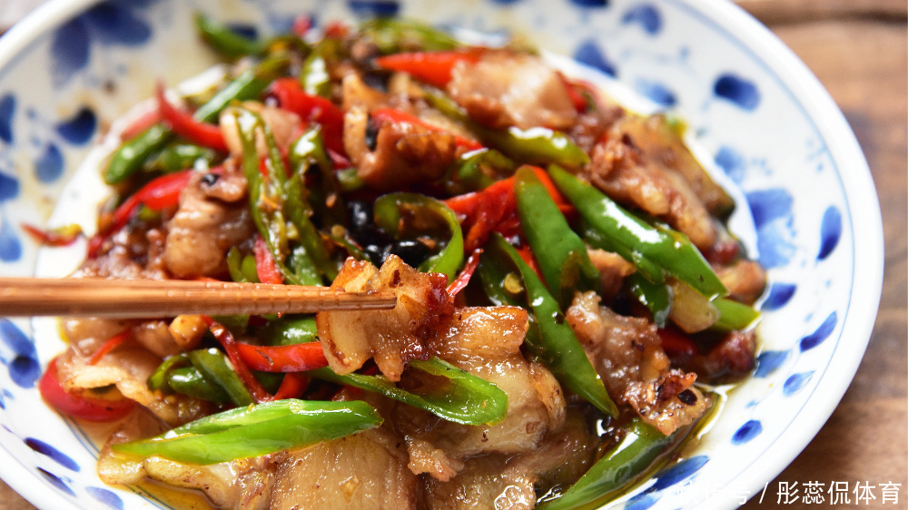  超爱|此菜比大鱼大肉还香，饭店卖48元一份，在家10元搞定，老公超爱吃