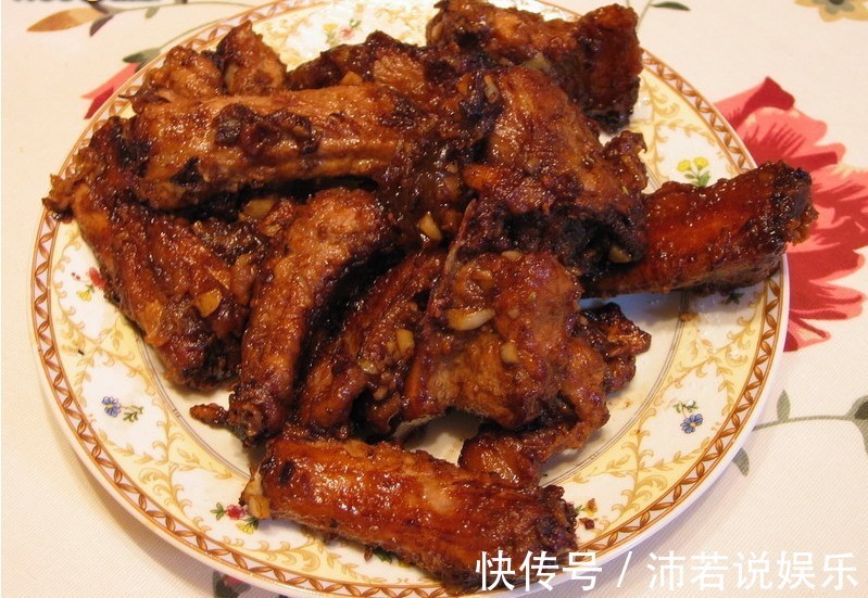 腐乳|吃了28年也没腻的排骨，隔两天吃一回，每次都精光，汤汁都不剩