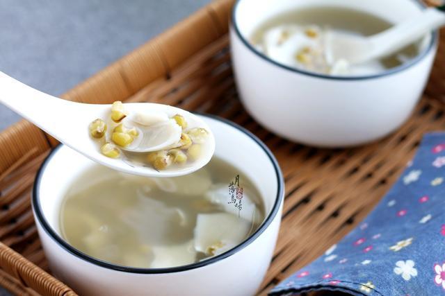 养生壶|厉害了!1把绿豆1颗百合煮一煮,解除了很多人的烦恼,便宜又管用