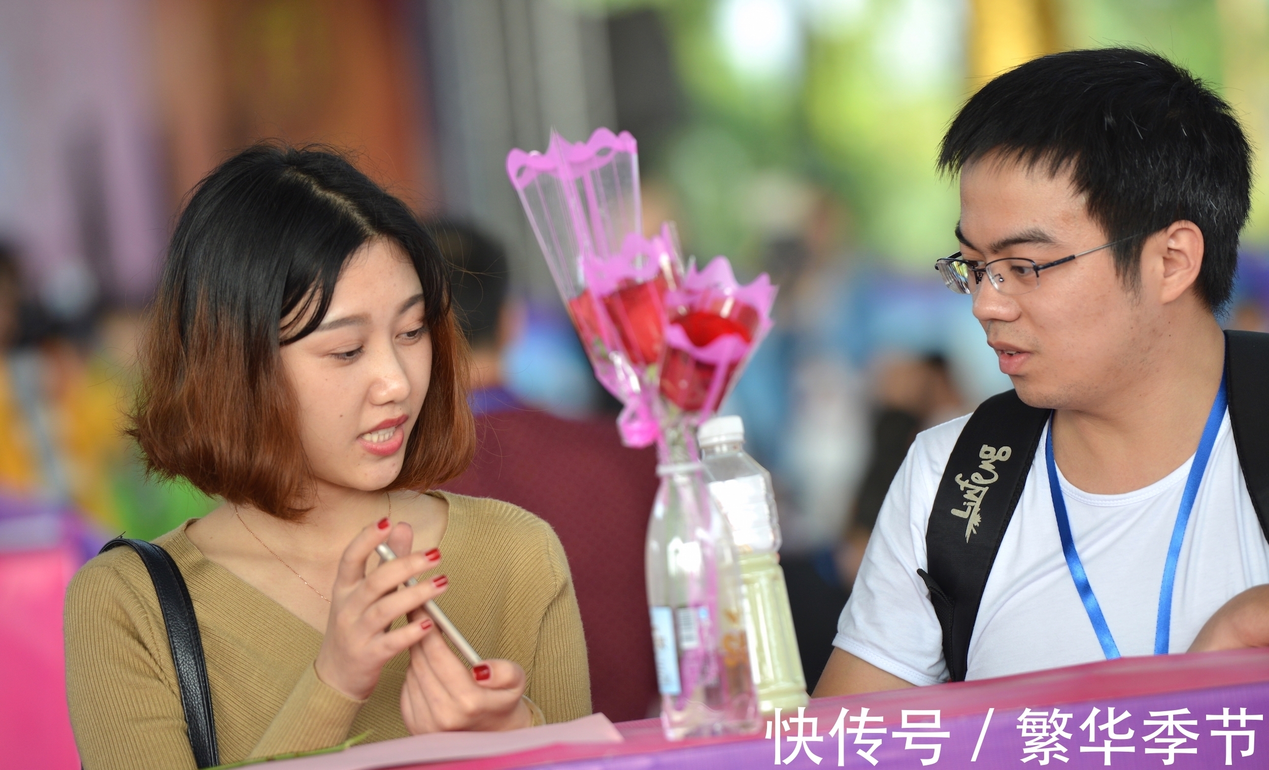 寻找心中的知己：征婚交友中的关键考量