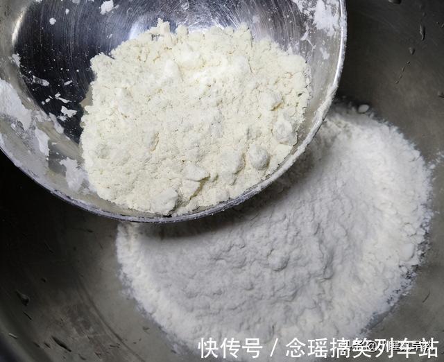 口感|家常手擀面好吃有窍门，多加一把豆面，面香浓郁，口感劲道又爽滑