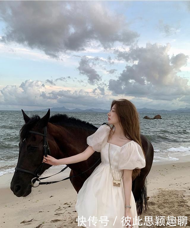 甜美|日常穿搭：纱裙这样穿，打造最完美的夏日风情