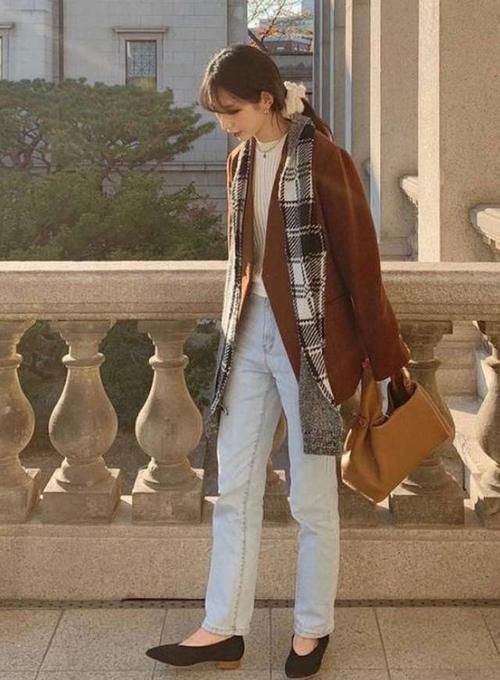 气温回升，脱了羽绒服什么？这几件单品建议备起来