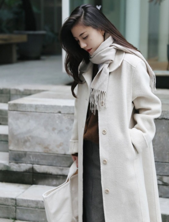 下半身|秋冬的大衣穿搭指南!搭配上半身裙或直筒裤,提升气质又高级洋气