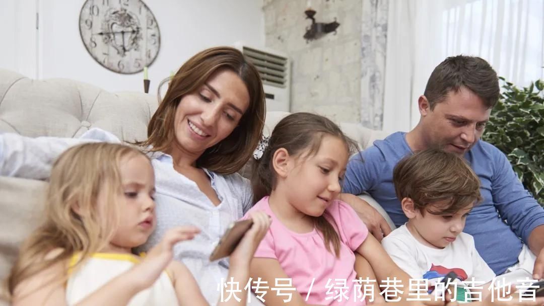 产物|手机是时代进步的产物，不应该成为孩子退步的理由