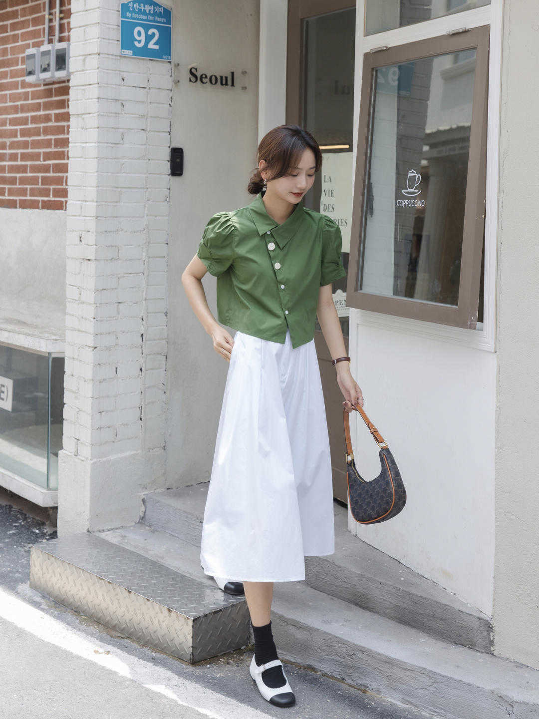 曲线|半身裙的N种搭配方法，简约大气又高级，实用性强