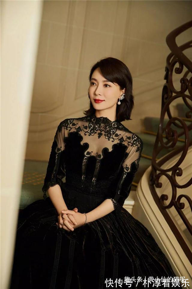 短发|奔五的女人,这3款“发型”尽量不要留,土气又显老,还显脸大