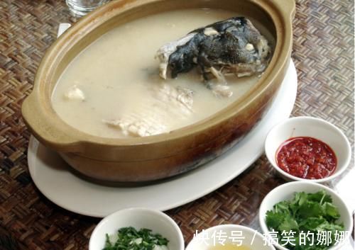 本草汇言|50岁后瘫痪风险逐年增加,菜里加点这个,风险降低一半!