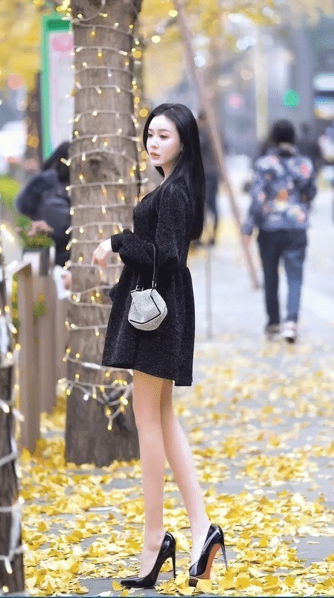 高跟鞋|街拍不怕小姐姐不够高,就怕高挑的小姐姐还穿高跟鞋