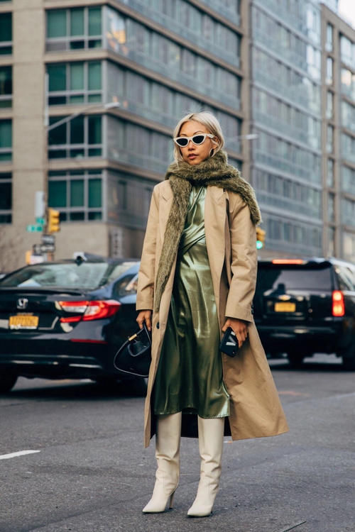 马丁靴算什么？今春大火的是“白板靴”，增高又拉腿，咋穿都时髦