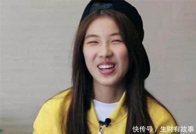 刘思琦每月花费过万,16岁还要家人喂饭,如今完成华丽蜕变