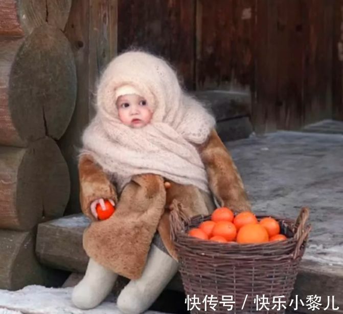 宝宝|网友晒冬天里的俄罗斯小朋友,个个可爱似套娃,宛若画中走出