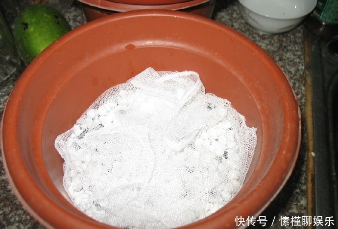 生菜|现在开始,花盆里养上“3种菜”,整个冬天“吃火锅”随便摘