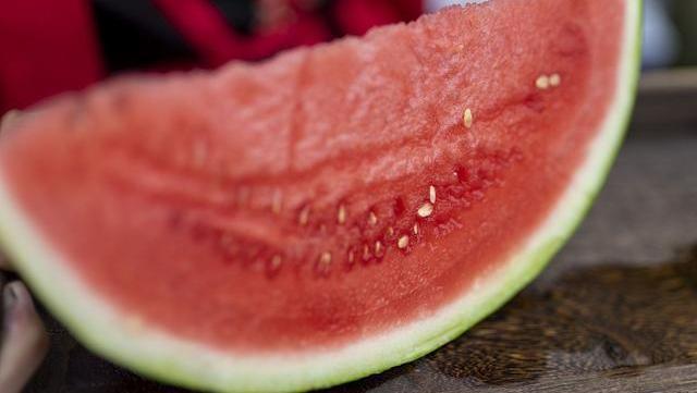 湿气|女人湿气重,身体三处会“变黄”,常喝四水,祛湿排毒一身轻