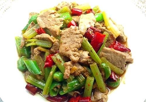 有肉有菜有汤汁的经典家常菜，简单易做，鲜香美味超级下饭！