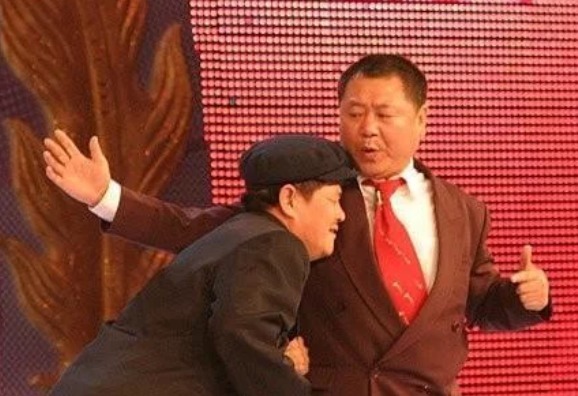 |范伟大加赞赏郭德纲,坦言他是懂幽默的人,郭德纲的包袱很高级!