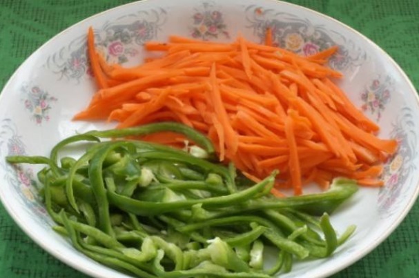 禁忌|青椒虽好吃又下饭,但要知青椒的4个禁忌,不然就是''没病找病''