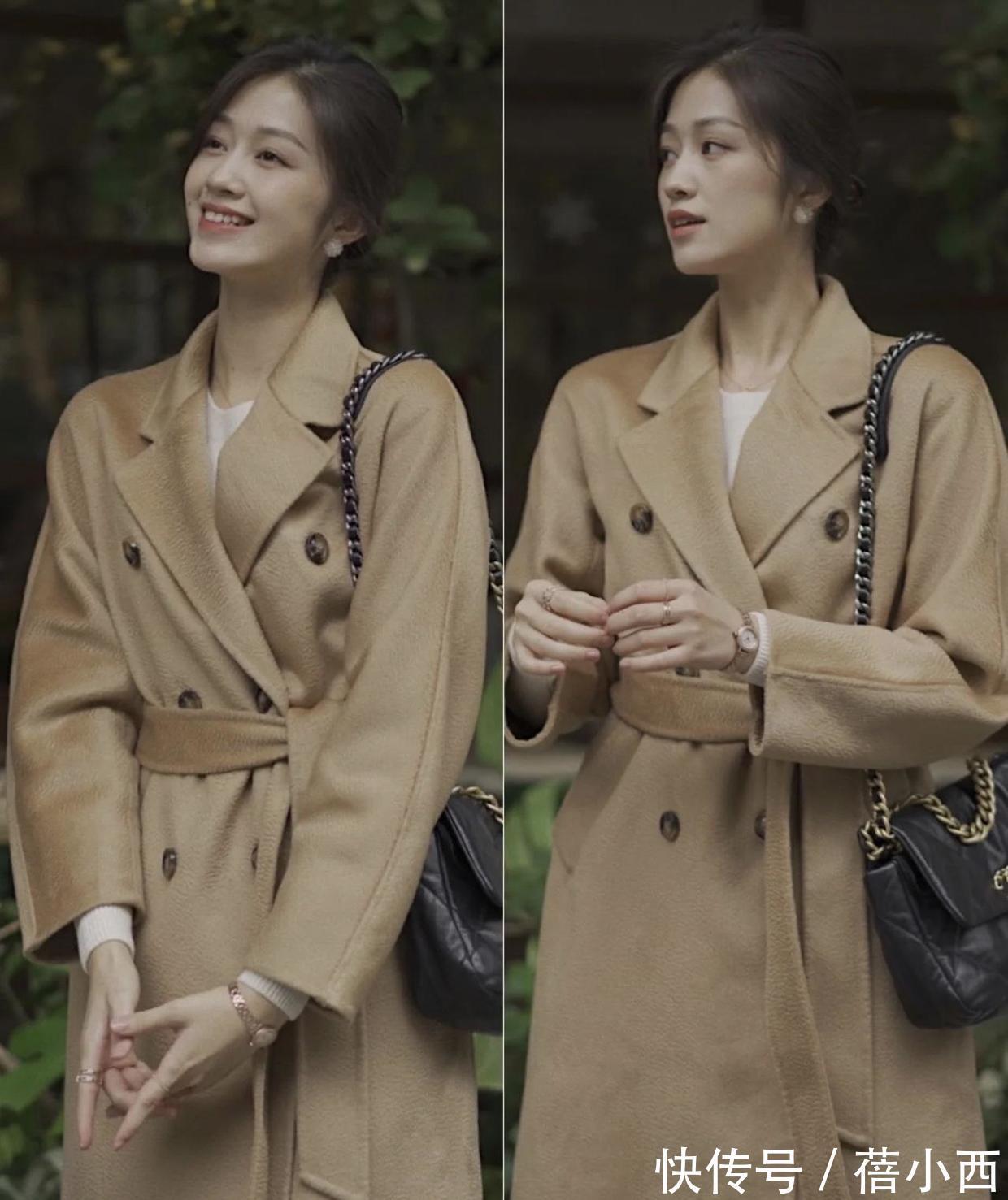 女人味|奔三奔四的女人,今年建议多穿“黑色大衣”,这样搭简约又显气质